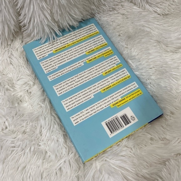 I know how she does it by Laura Vanderkam hardcover - Picture 3 of 4